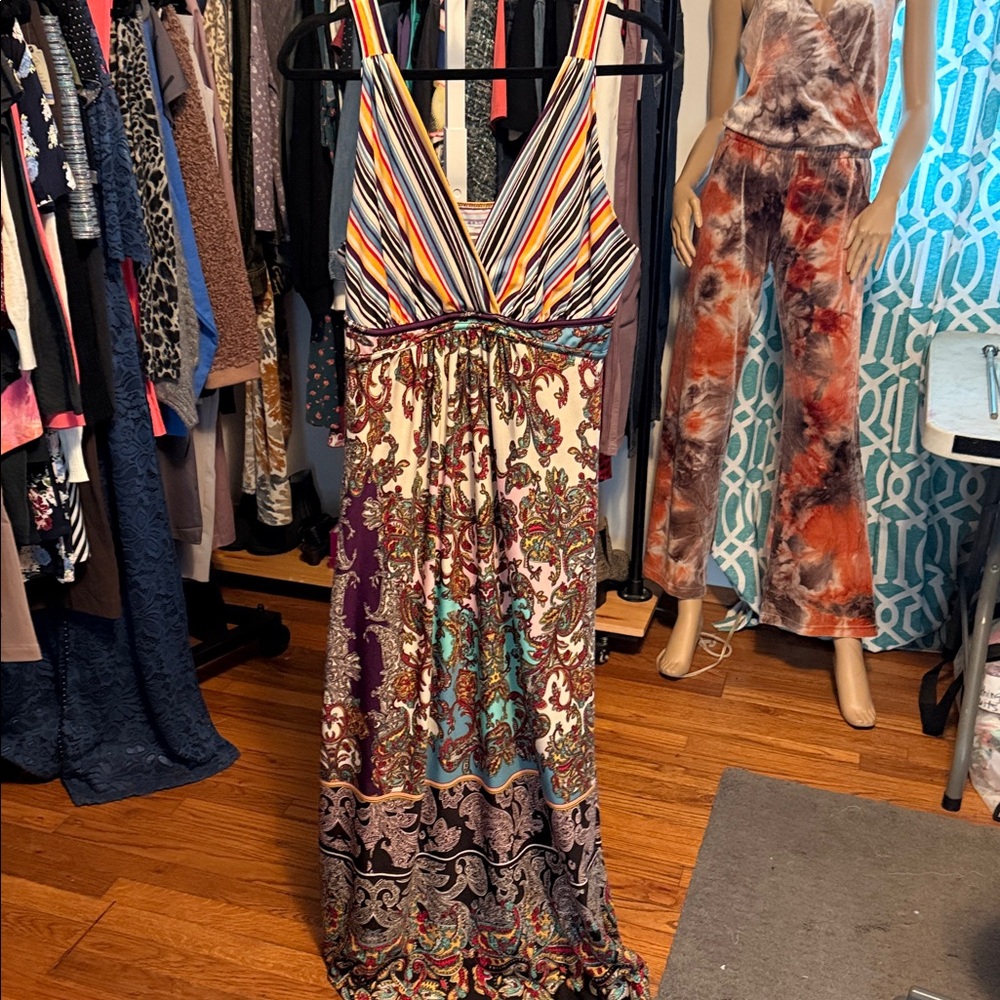 Metaphor Maxi Dress Size 1X - Picture 3 of 7